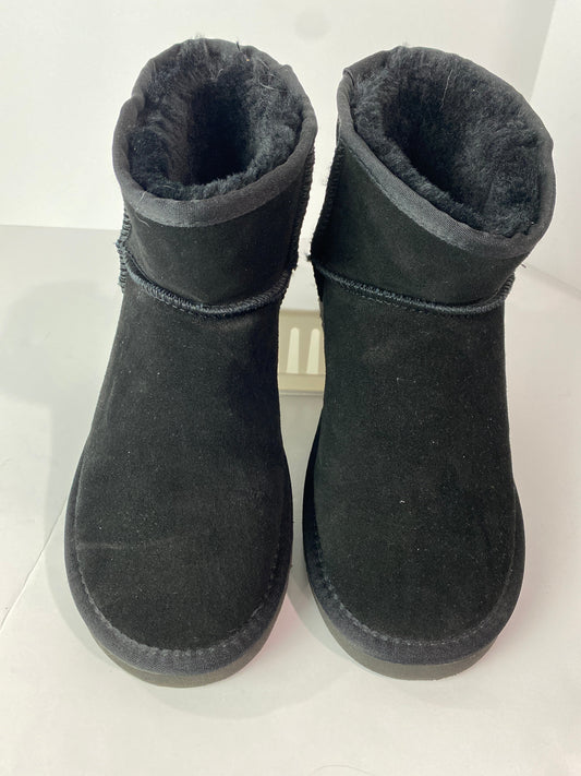 Black Boots Ankle Flats Ugg, Size 11