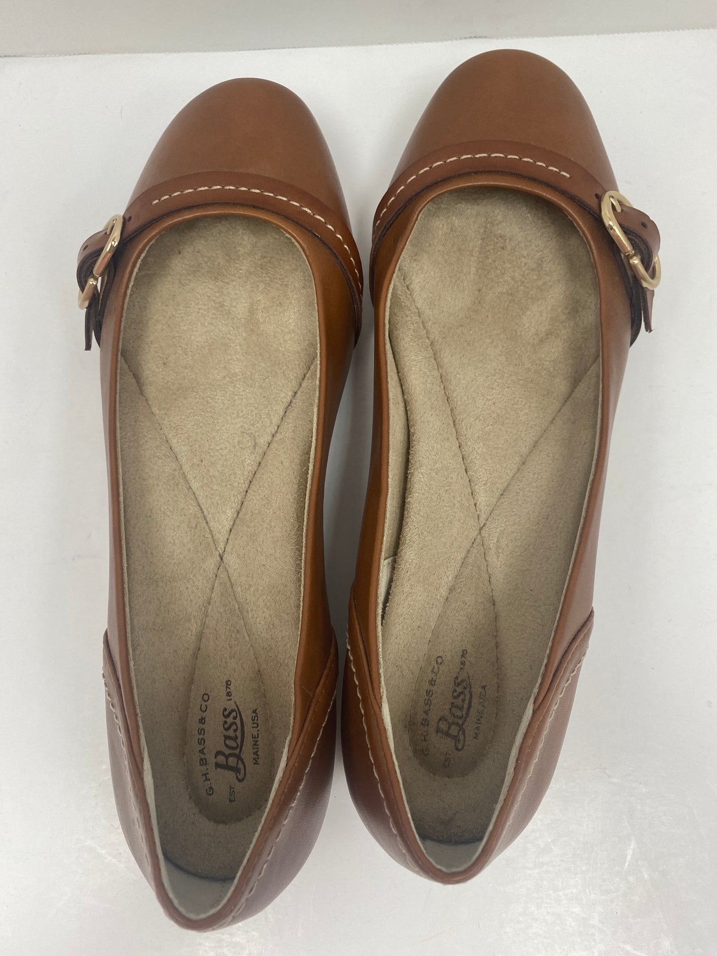 Brown Shoes Flats Bass, Size 8