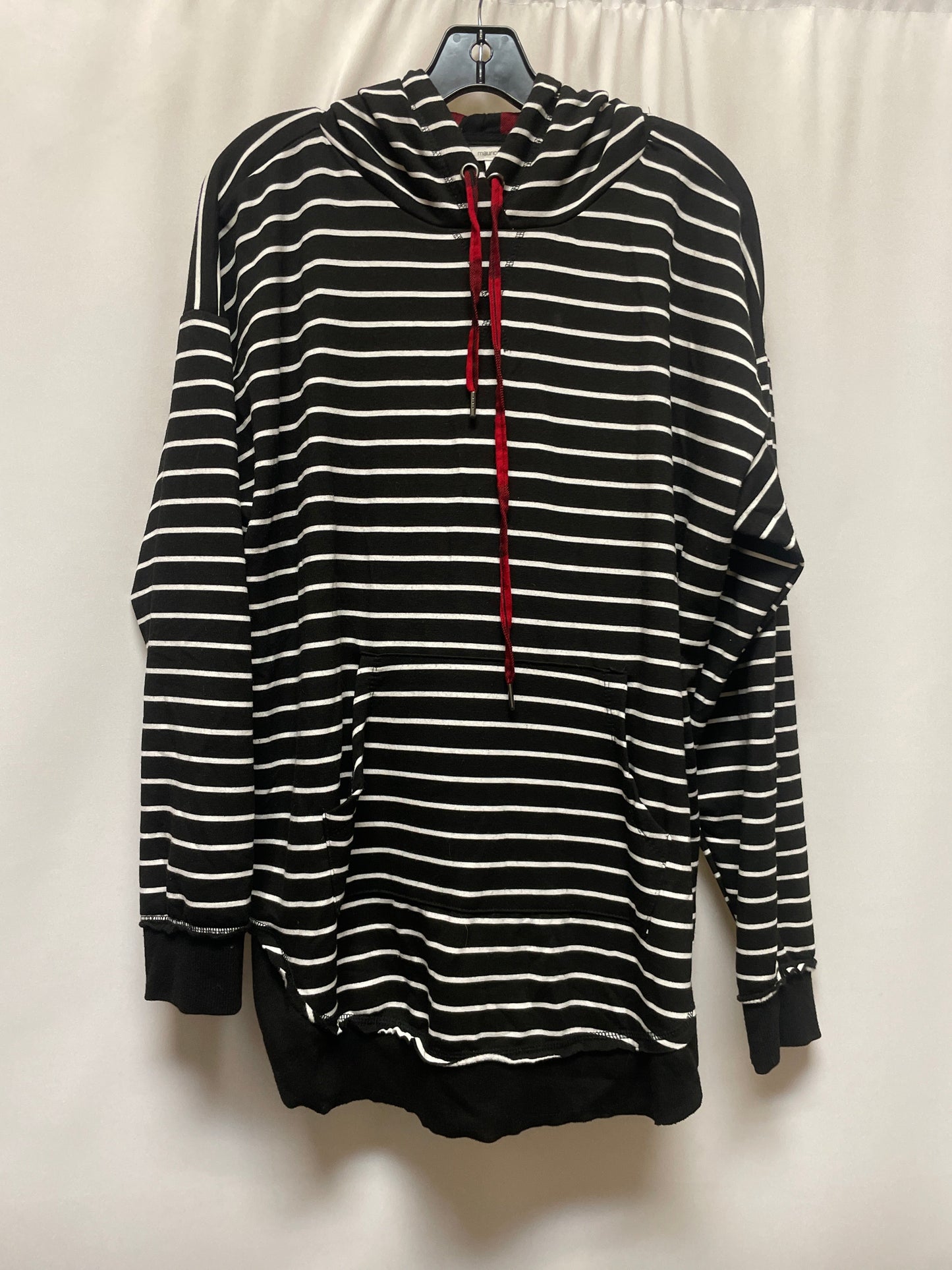 Top Long Sleeve By Maurices In Black, Size: 0