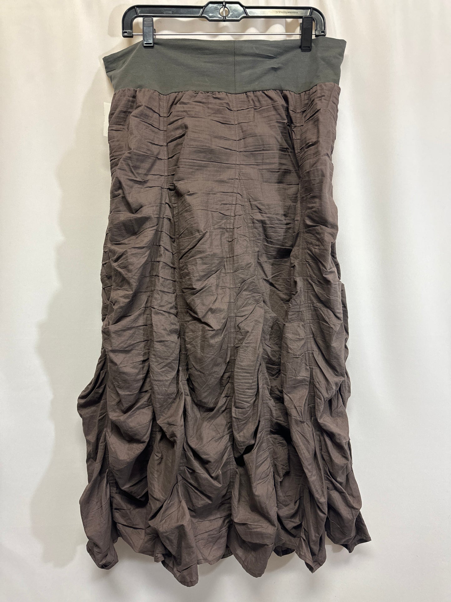 Skirt Maxi By Clothes Mentor In Brown, Size: Xl