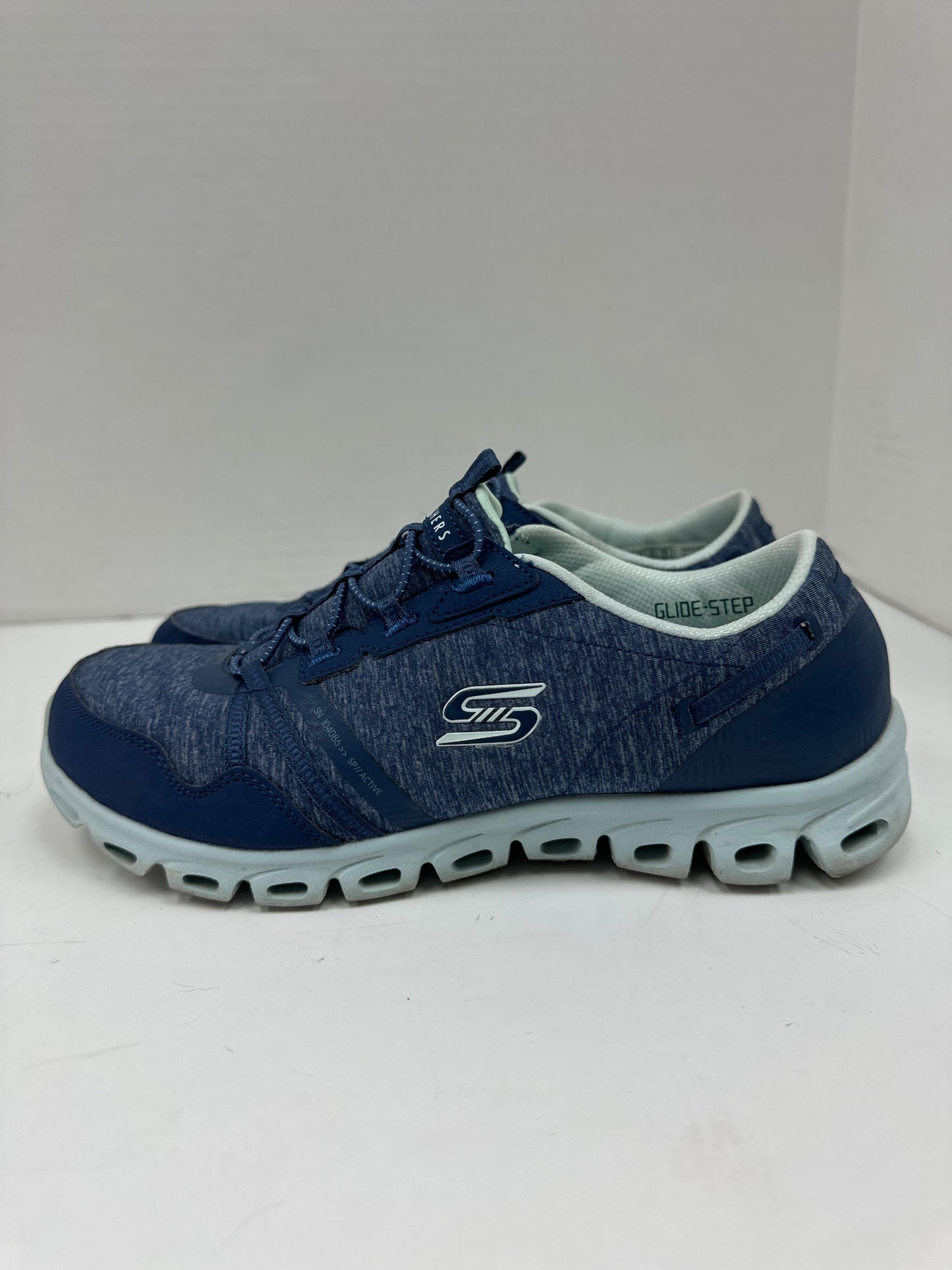 Shoes Athletic By Skechers In Blue, Size: 8