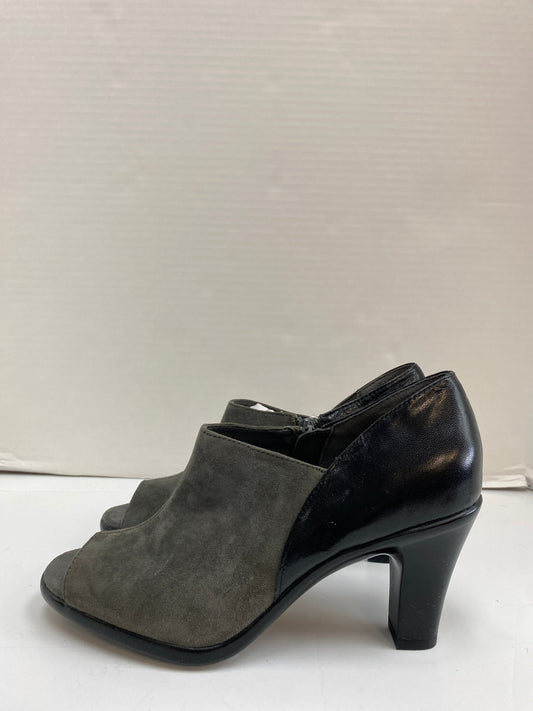 Shoes Heels Block By Aerosoles In Grey, Size: 8.5