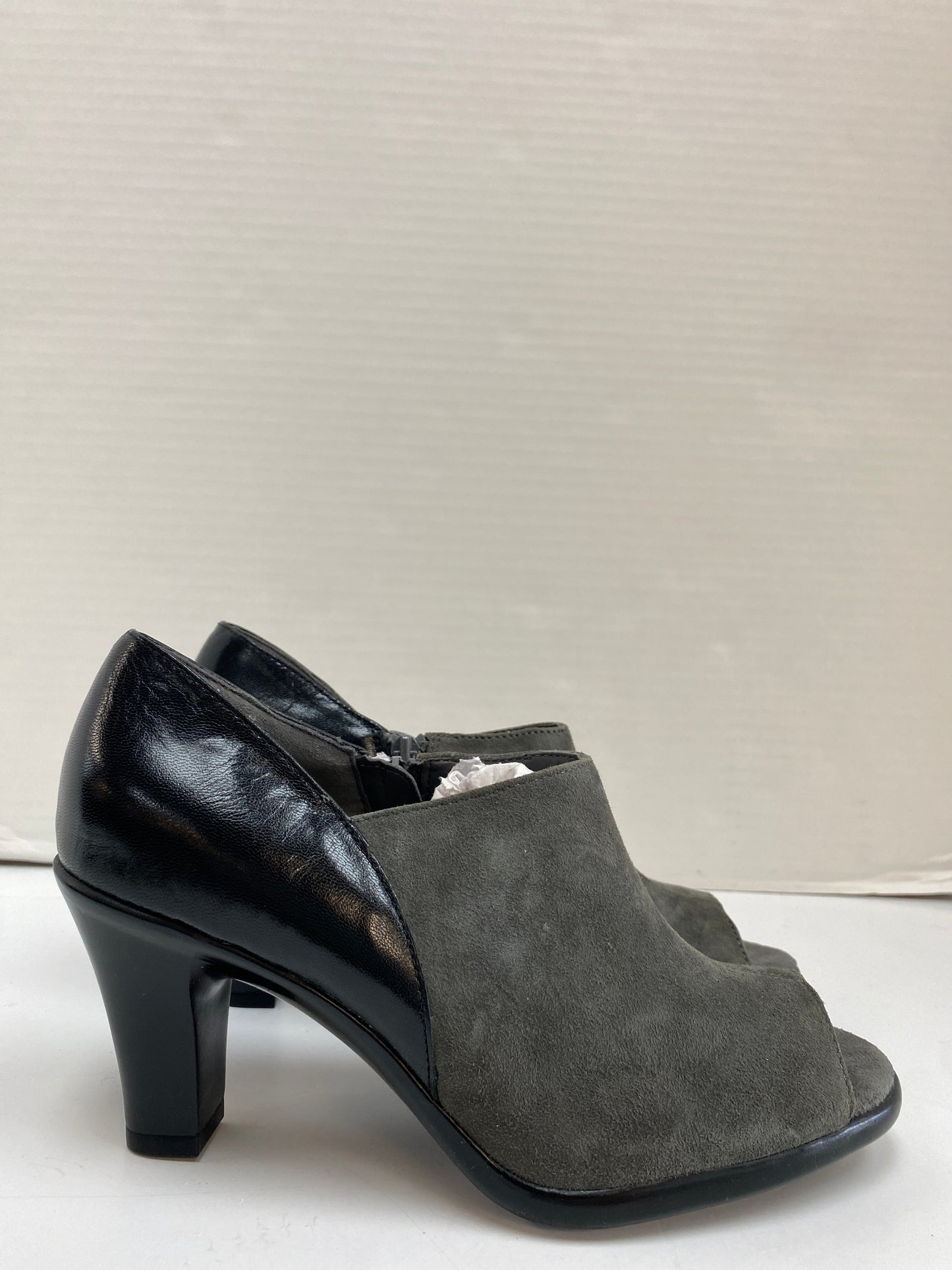 Shoes Heels Block By Aerosoles In Grey, Size: 8.5