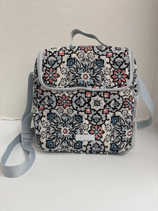 Luggage By Vera Bradley, Size: Medium