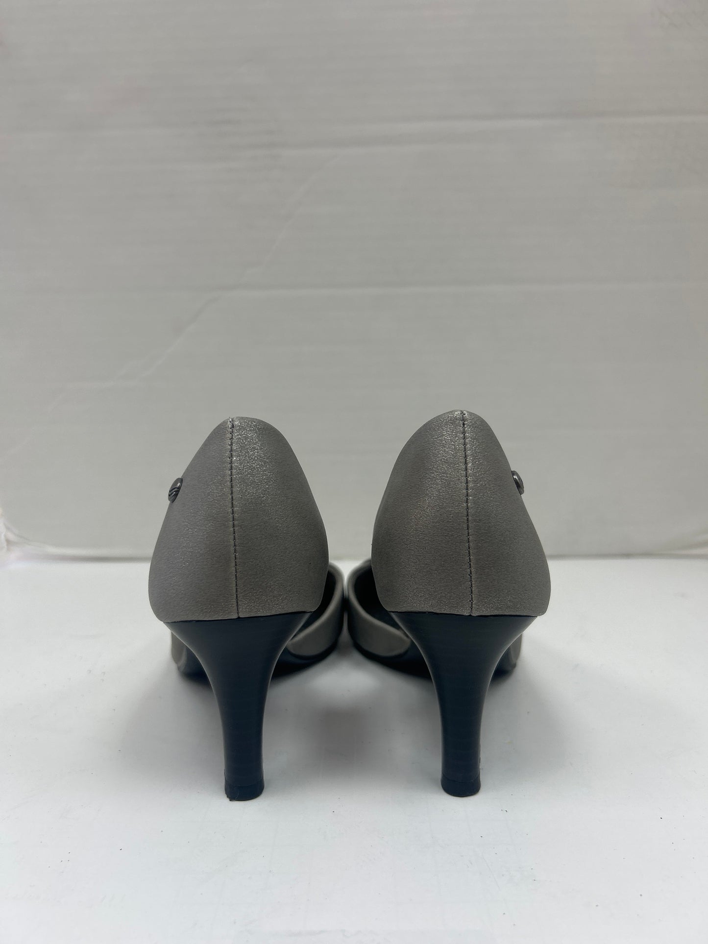 Shoes Heels Kitten By Life Stride In Grey, Size: 8.5