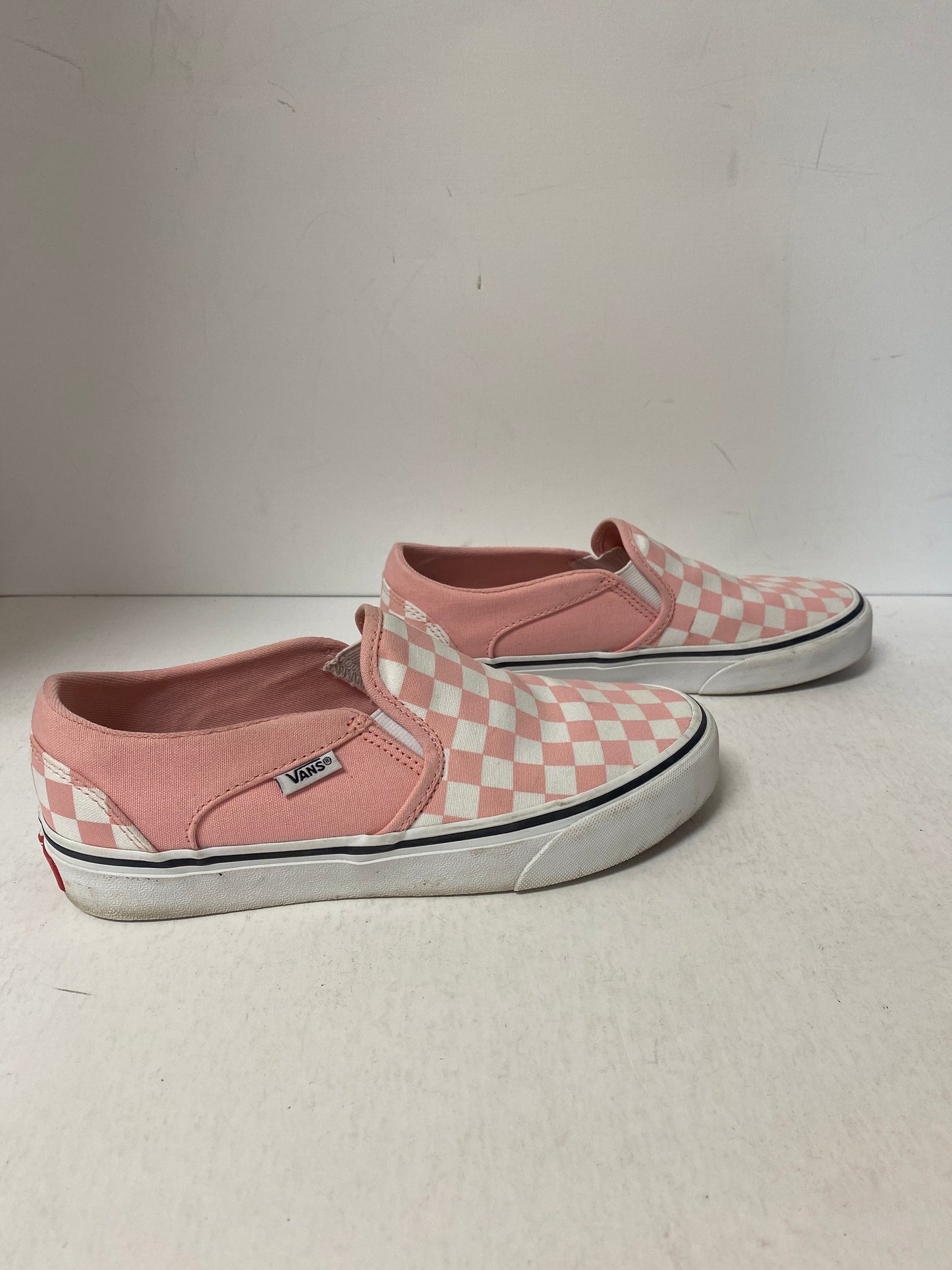 Shoes Sneakers By Vans In Pink, Size: 7.5