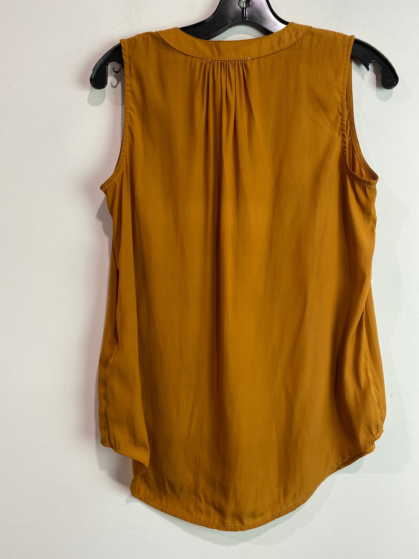 Top Sleeveless By Philosophy In Orange, Size: S