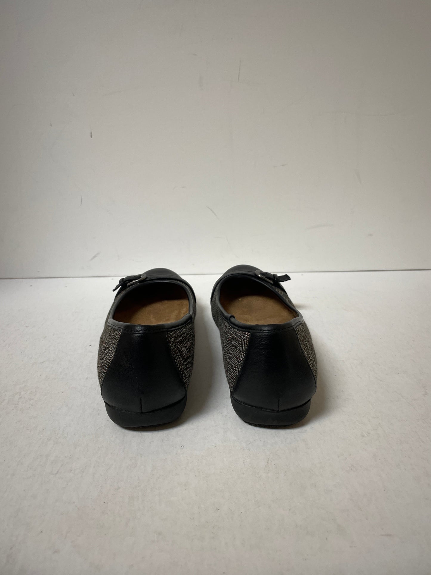 Shoes Flats By Croft And Barrow In Black, Size: 7