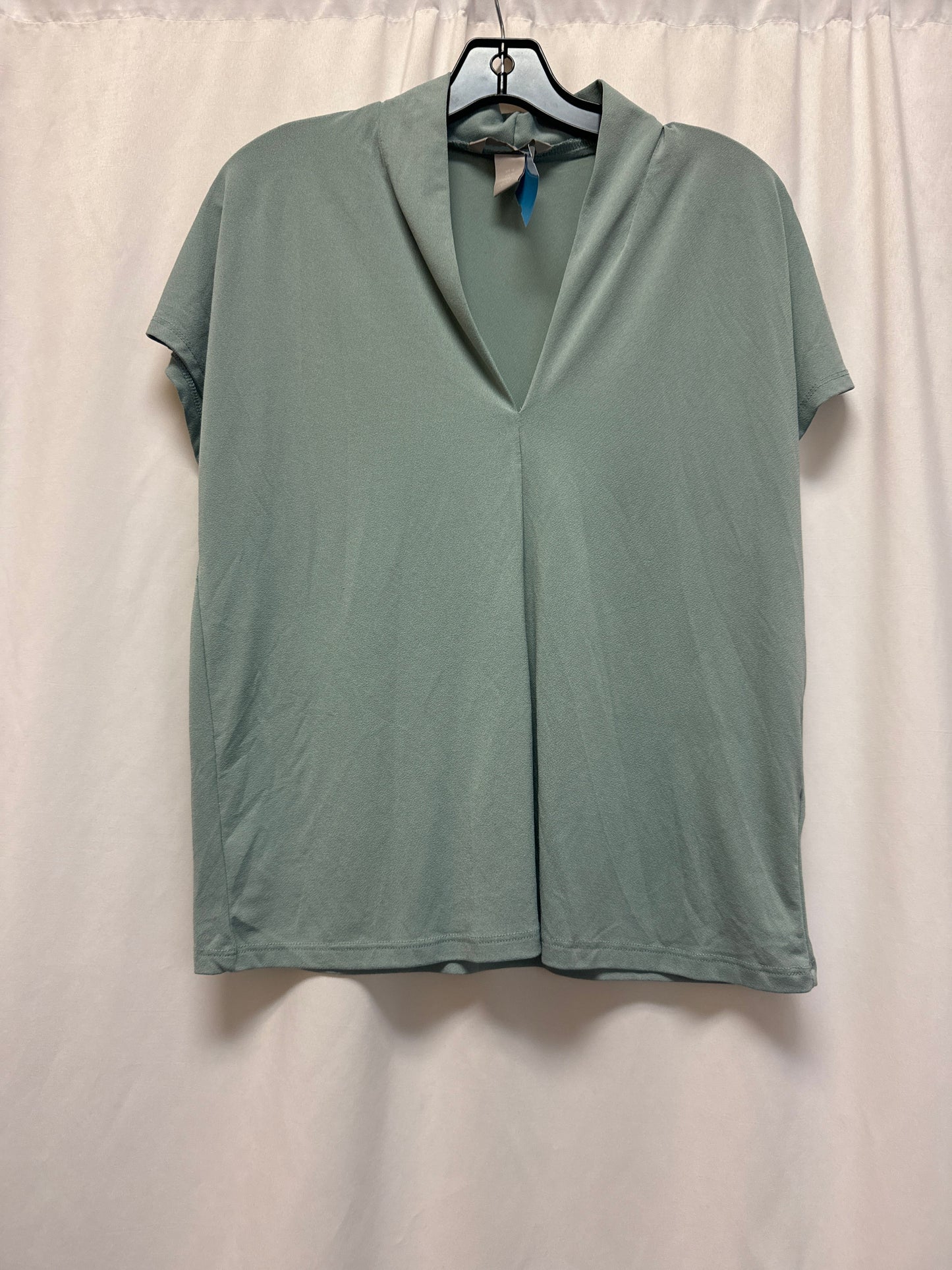 Top Short Sleeve By H&m In Green, Size: M