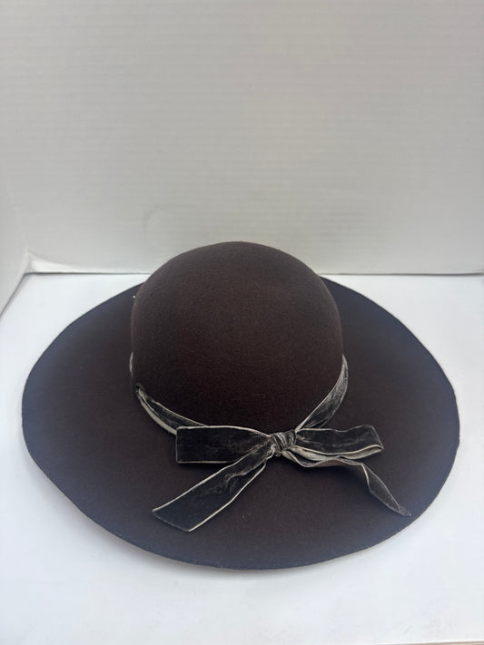 Hat Bucket By Clothes Mentor