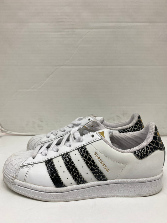 Shoes Sneakers By Adidas In Animal Print, Size: 5.5