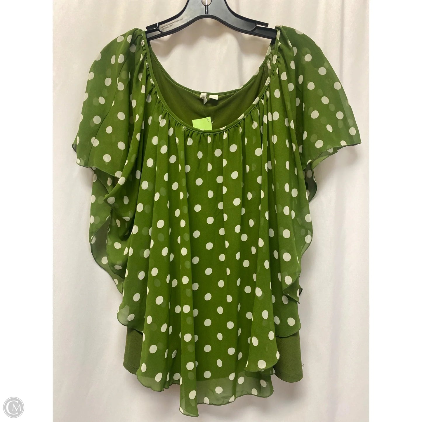 Top Short Sleeve By Cato In Green, Size: L