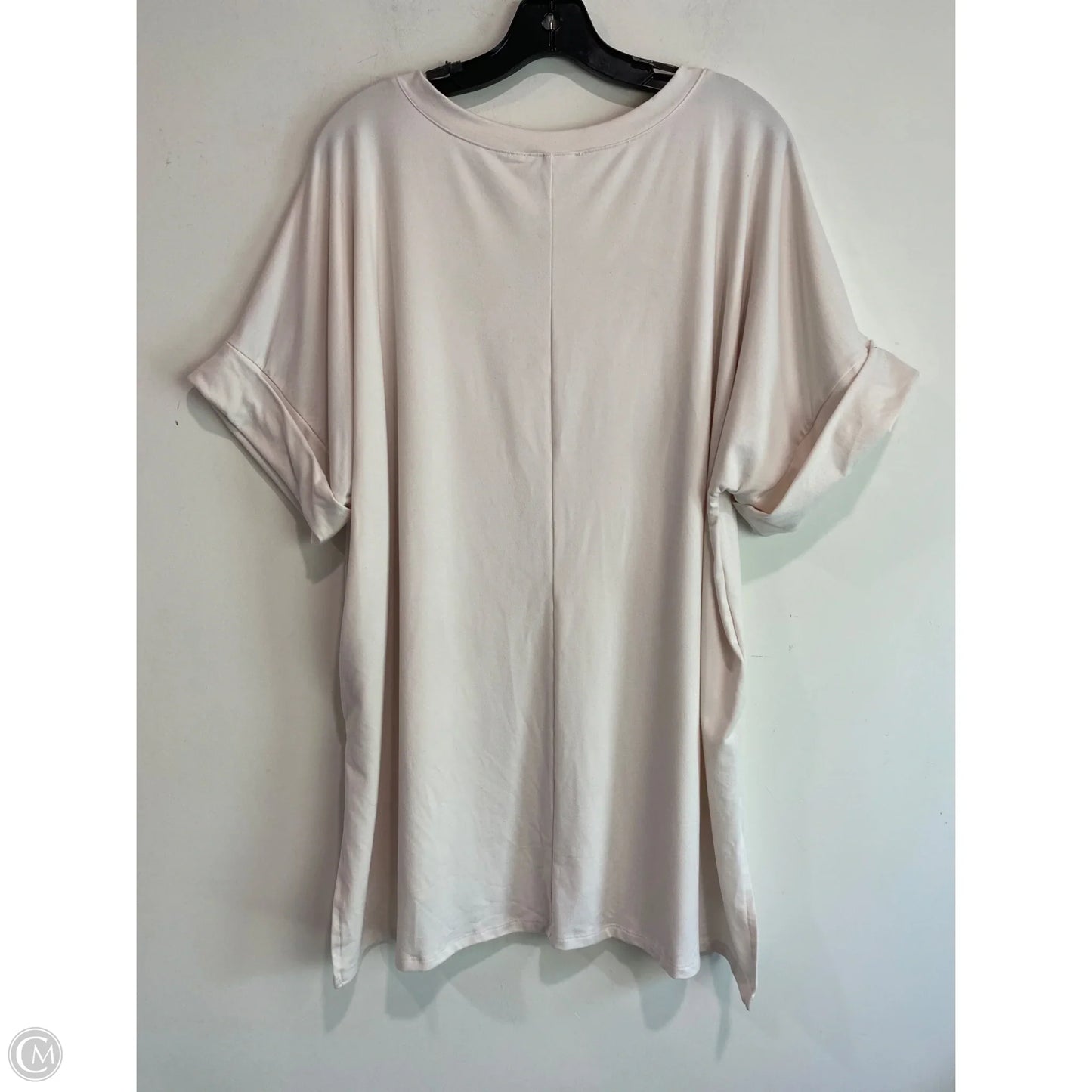 Top Short Sleeve By Zenana Outfitters In White, Size: 1x