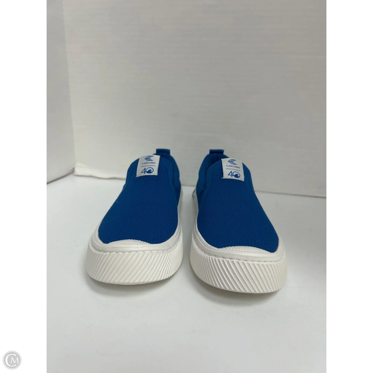 Shoes Sneakers By Cariuma In Blue, Size: 7