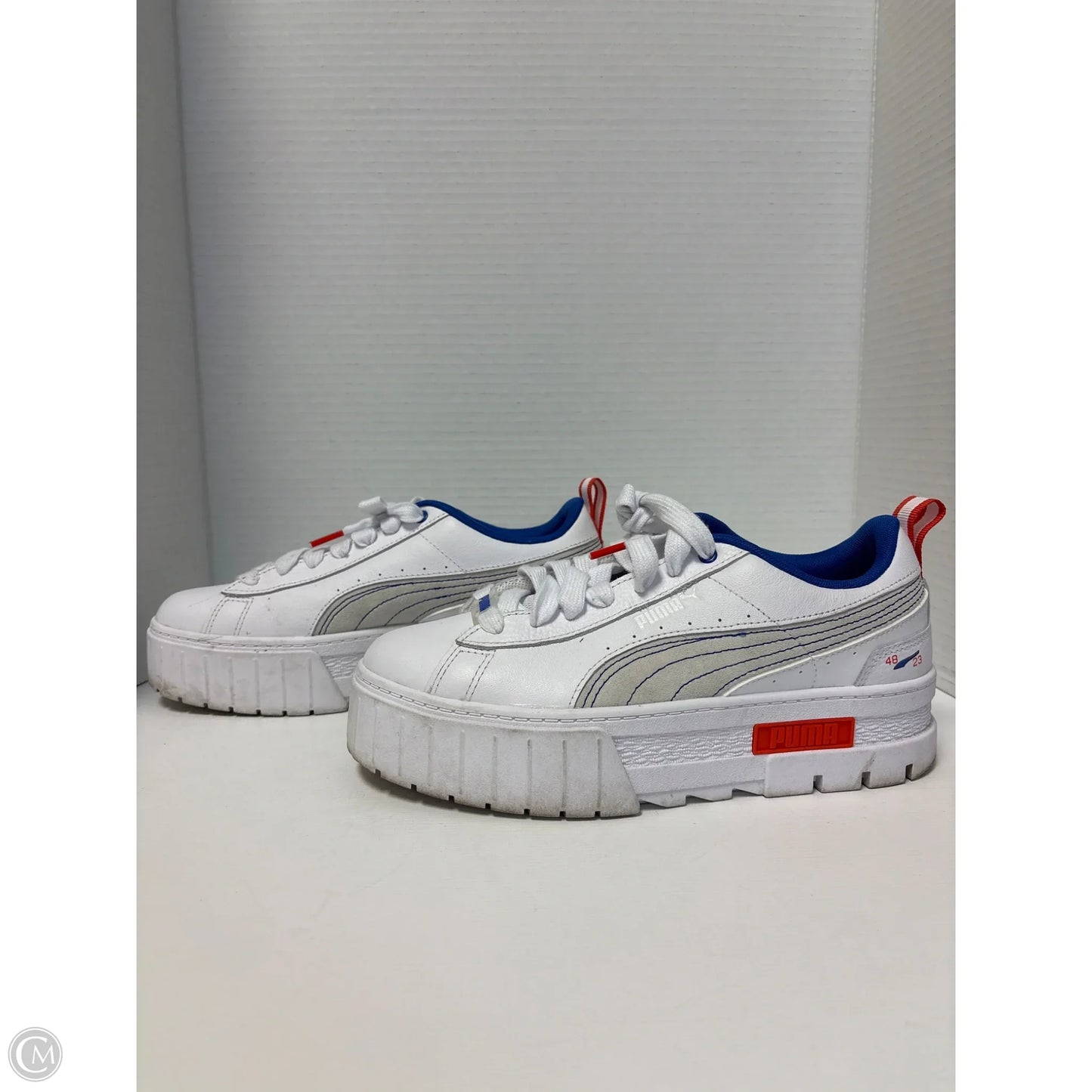 Shoes Sneakers By Puma In White, Size: 8.5