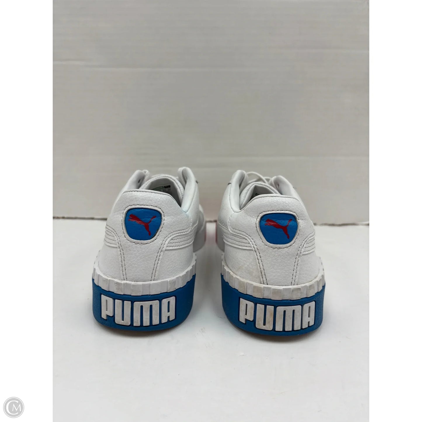 Shoes Athletic By Puma In White, Size: 10
