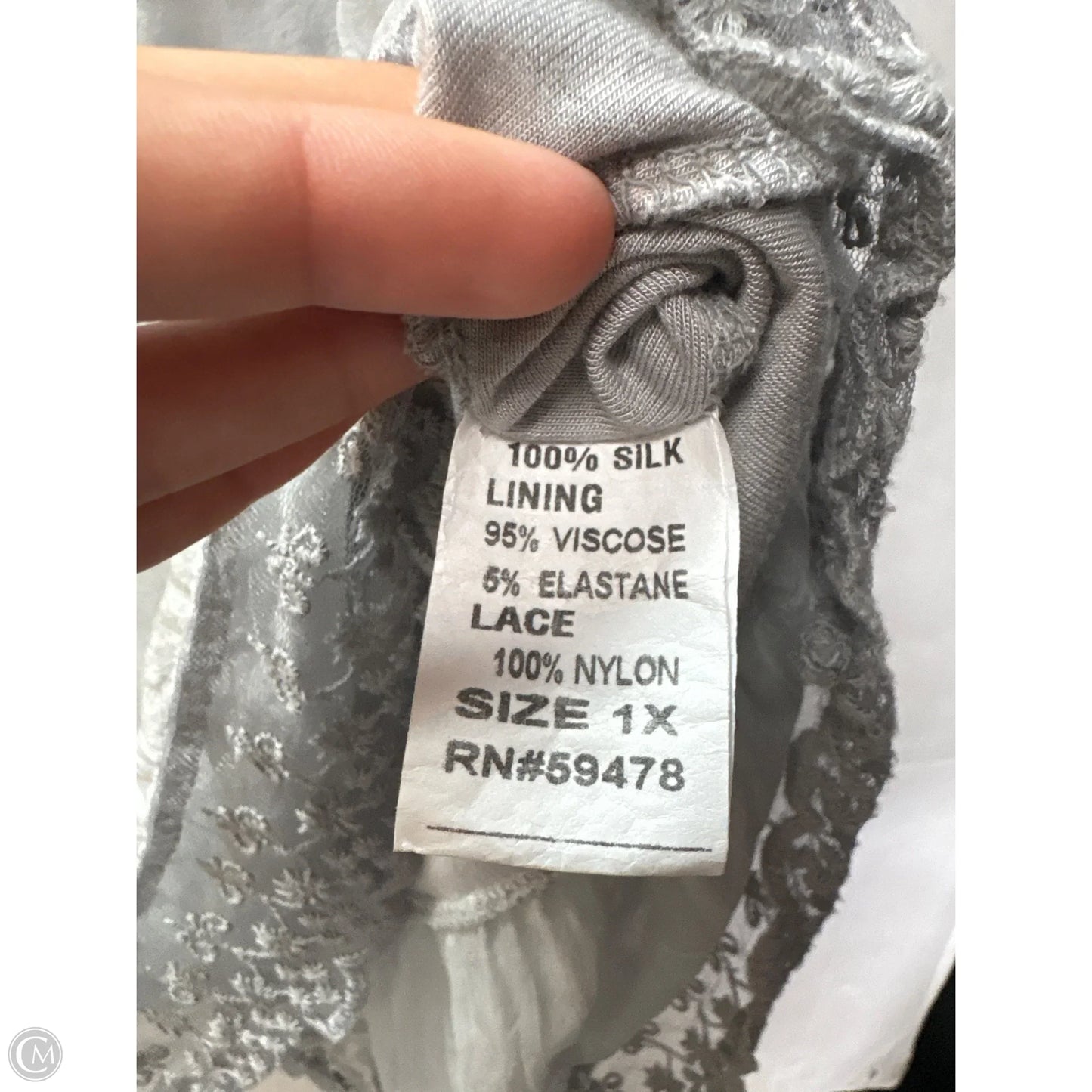 Top Sleeveless By Clothes Mentor In Grey, Size: 1x