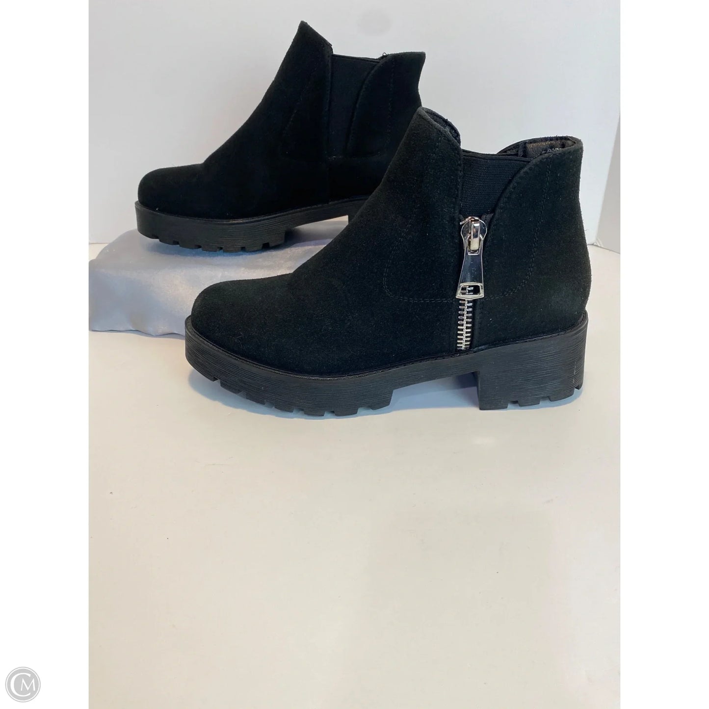 Boots Ankle Flats By Cushionaire In Black, Size: 9.5