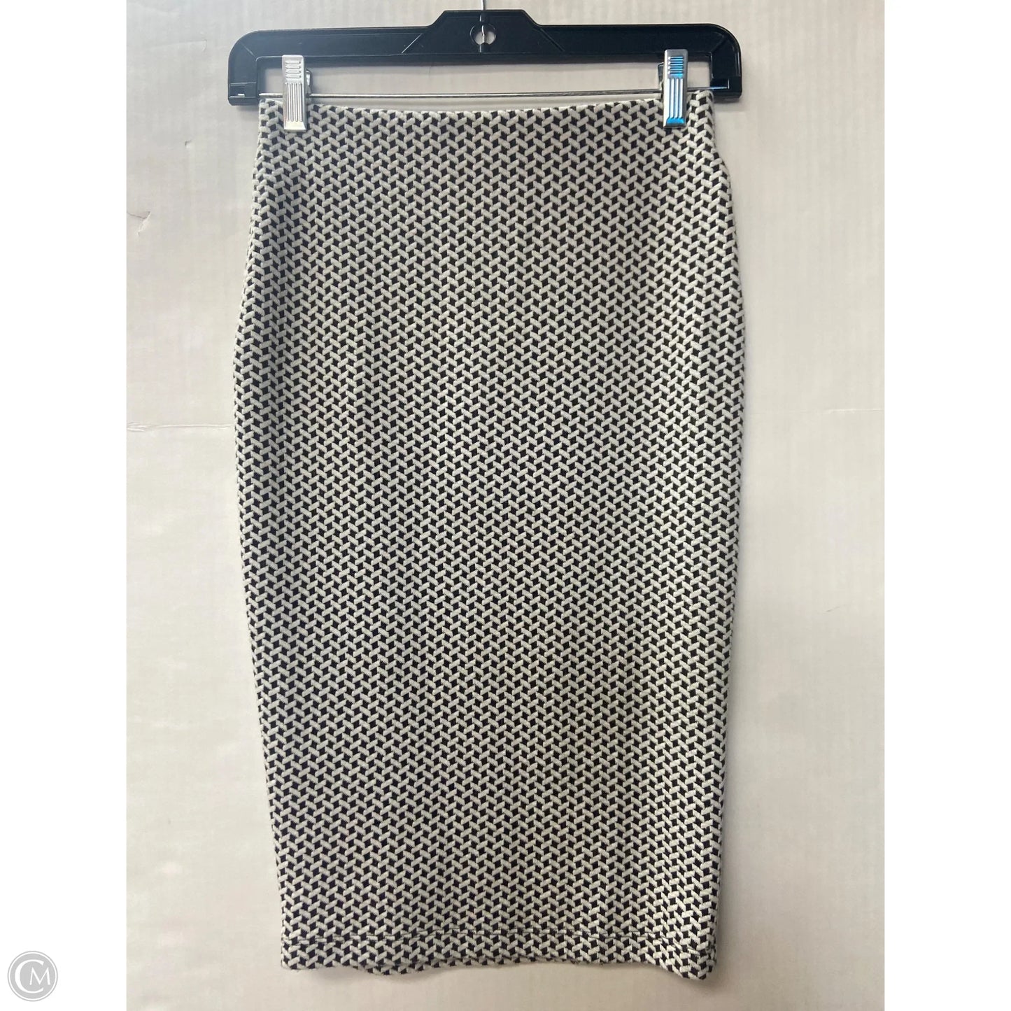 Skirt Mini & Short By Clothes Mentor In Black & White, Size: Xs