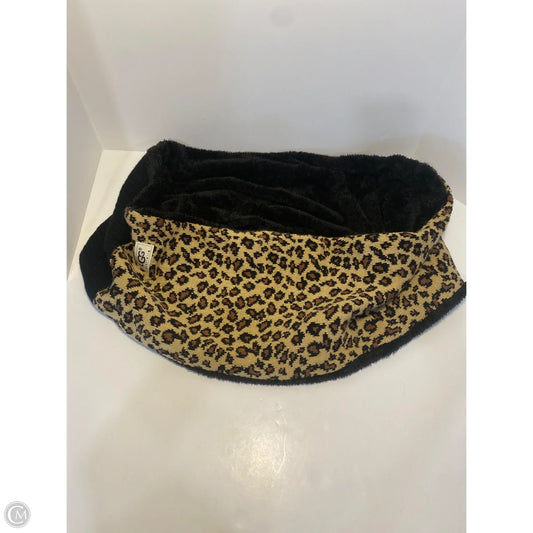 Shawl Designer By Ugg In Animal Print