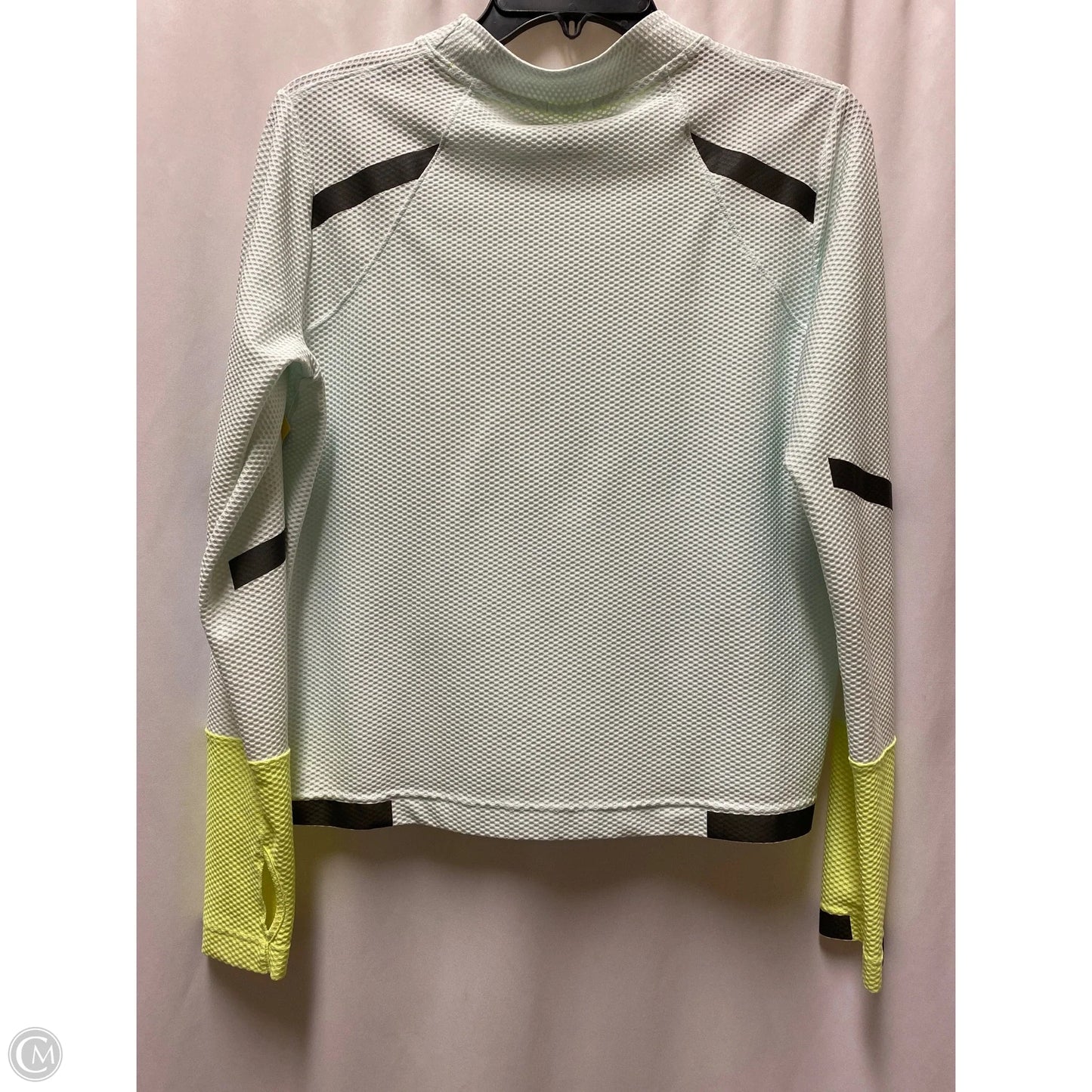 Athletic Top Long Sleeve Crewneck By Brooks In Green, Size: L