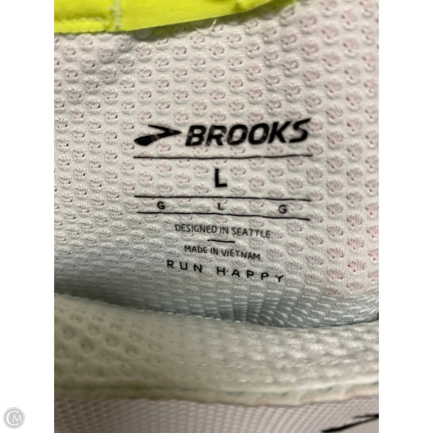 Athletic Top Long Sleeve Crewneck By Brooks In Green, Size: L