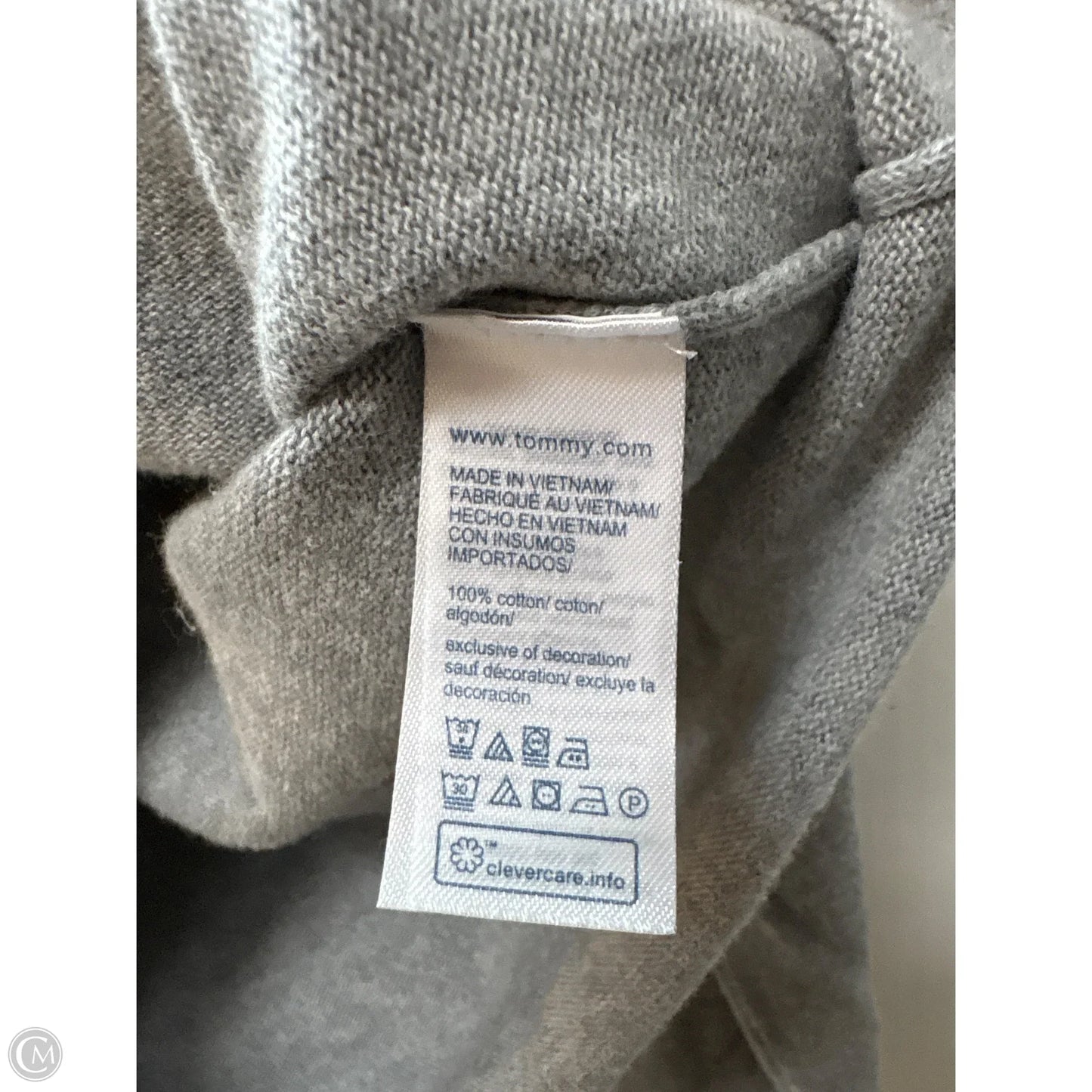 Top Long Sleeve By Tommy Hilfiger In Grey, Size: M