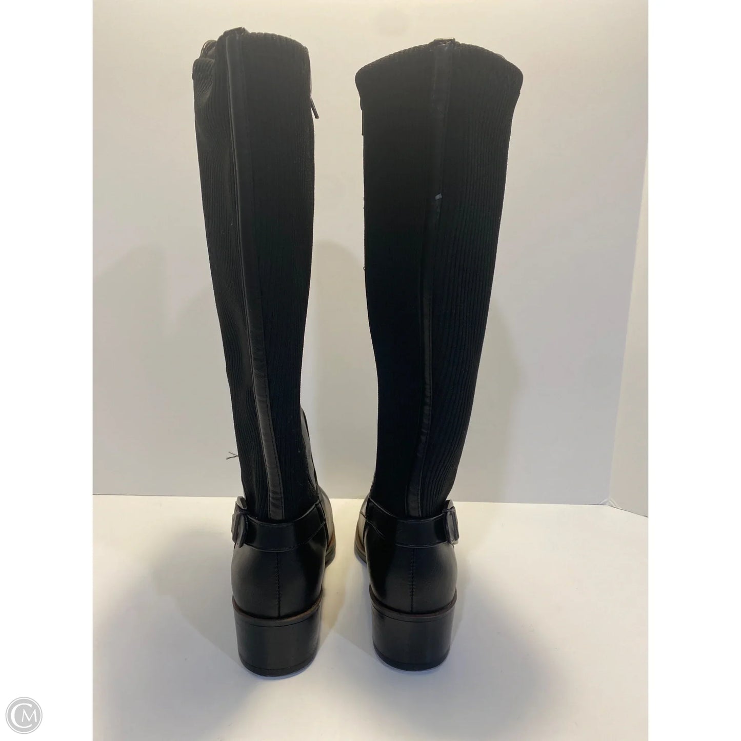 Boots Knee Flats By Bare Traps In Black, Size: 7