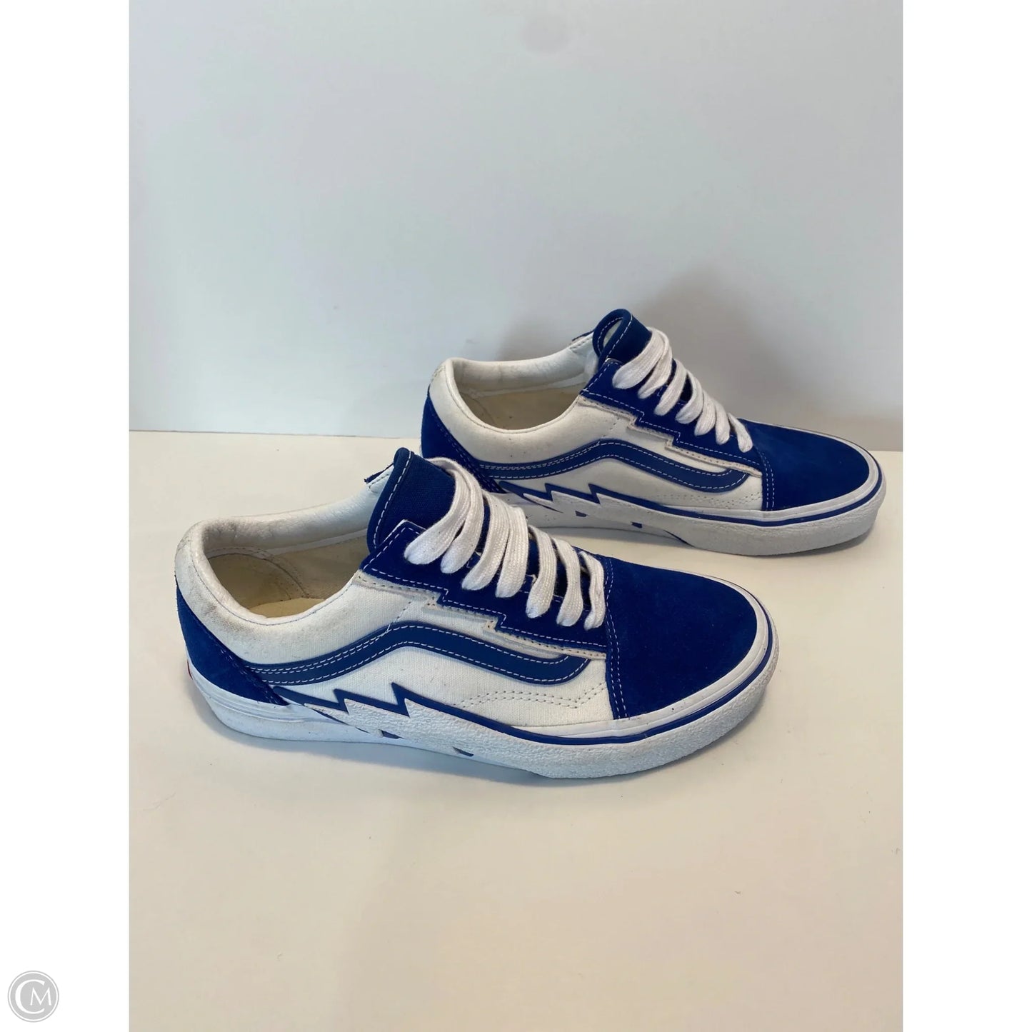 Shoes Sneakers By Vans In Blue, Size: 7