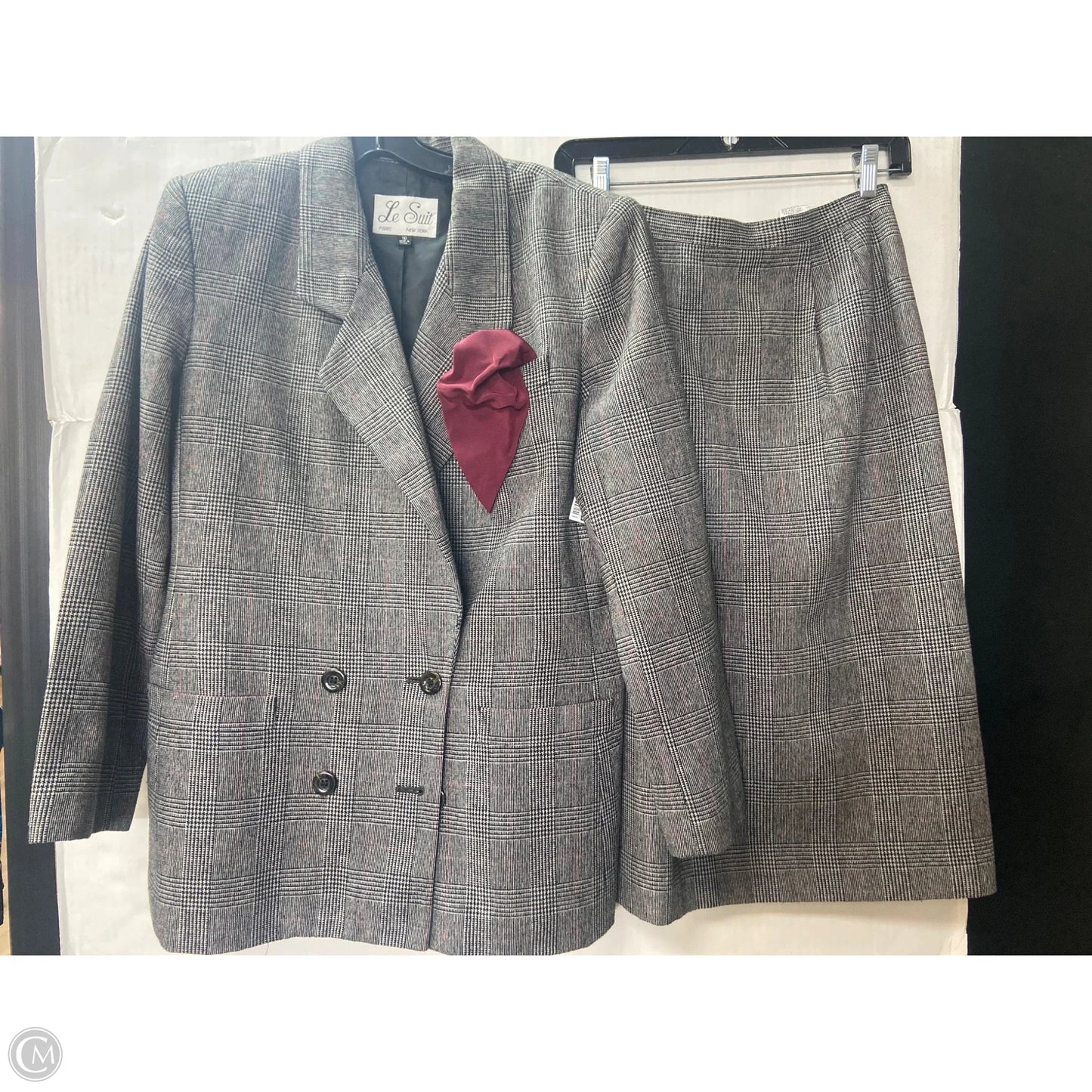 Skirt Suit 2pc By Le Suit In Grey, Size: M