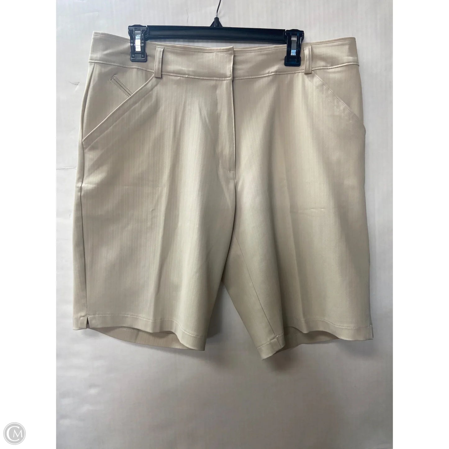 Shorts By Nike In Tan, Size: 14