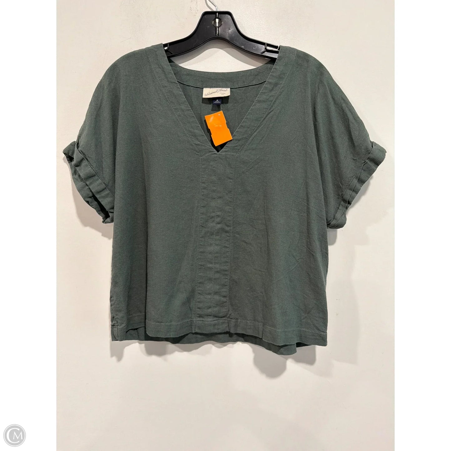 Top Short Sleeve By Universal Thread In Green, Size: M