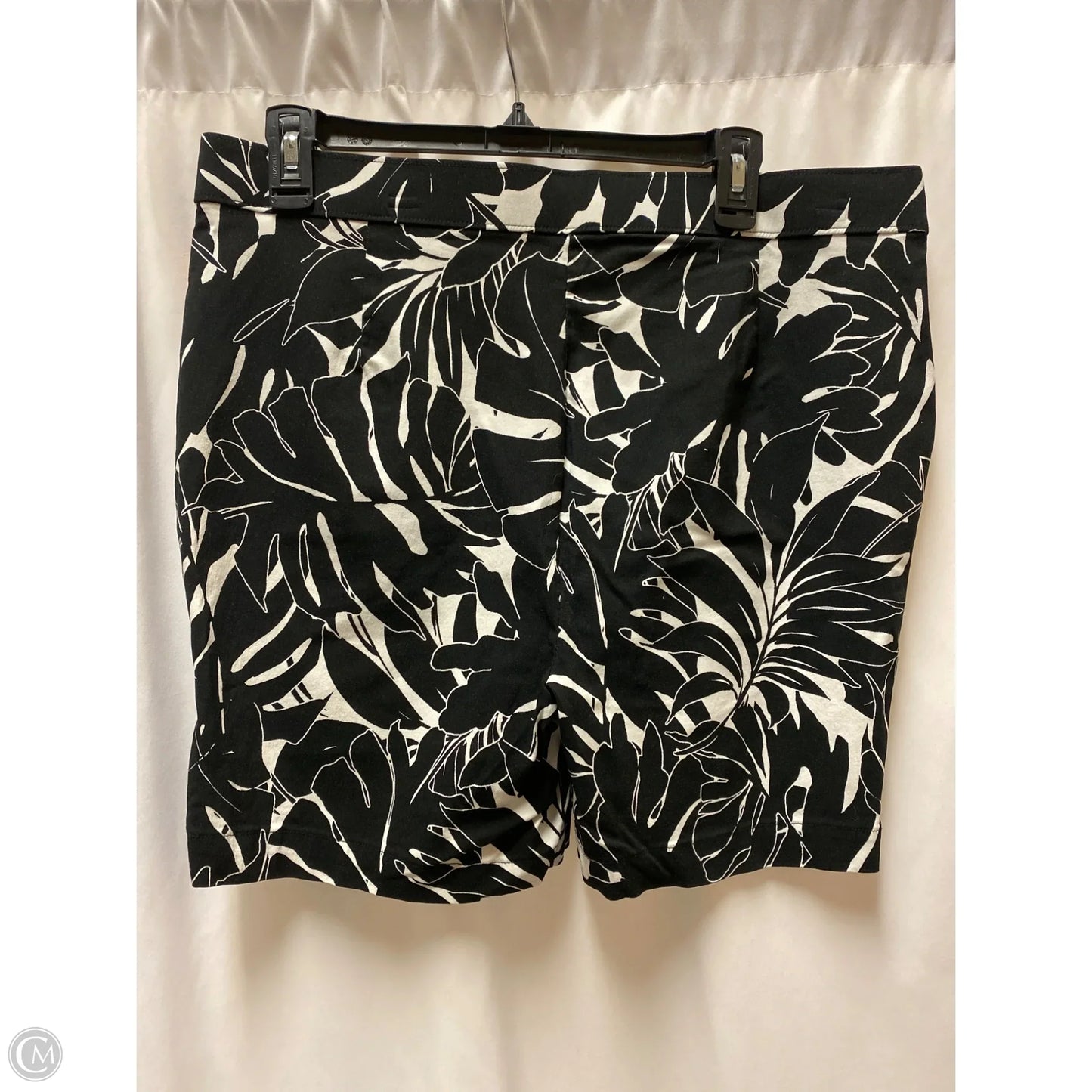 Shorts By Rafaella In Black & White, Size: 14
