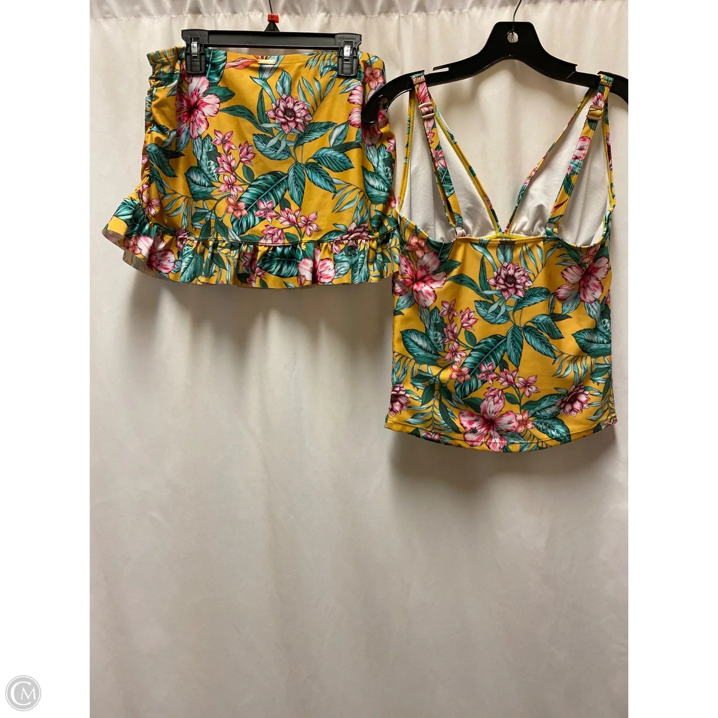 Swimsuit 2pc By Nicole By Nicole Miller In Yellow, Size: M