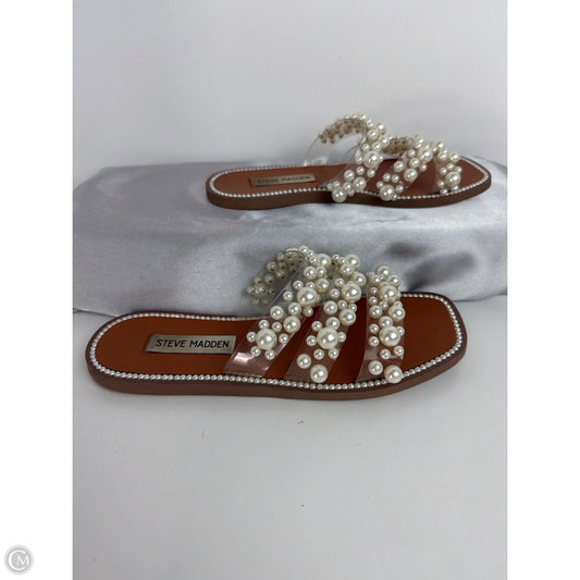 Sandals Flats By Steve Madden In White, Size: 6.5