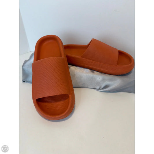 Sandals Flats By Clothes Mentor In Orange, Size: 8
