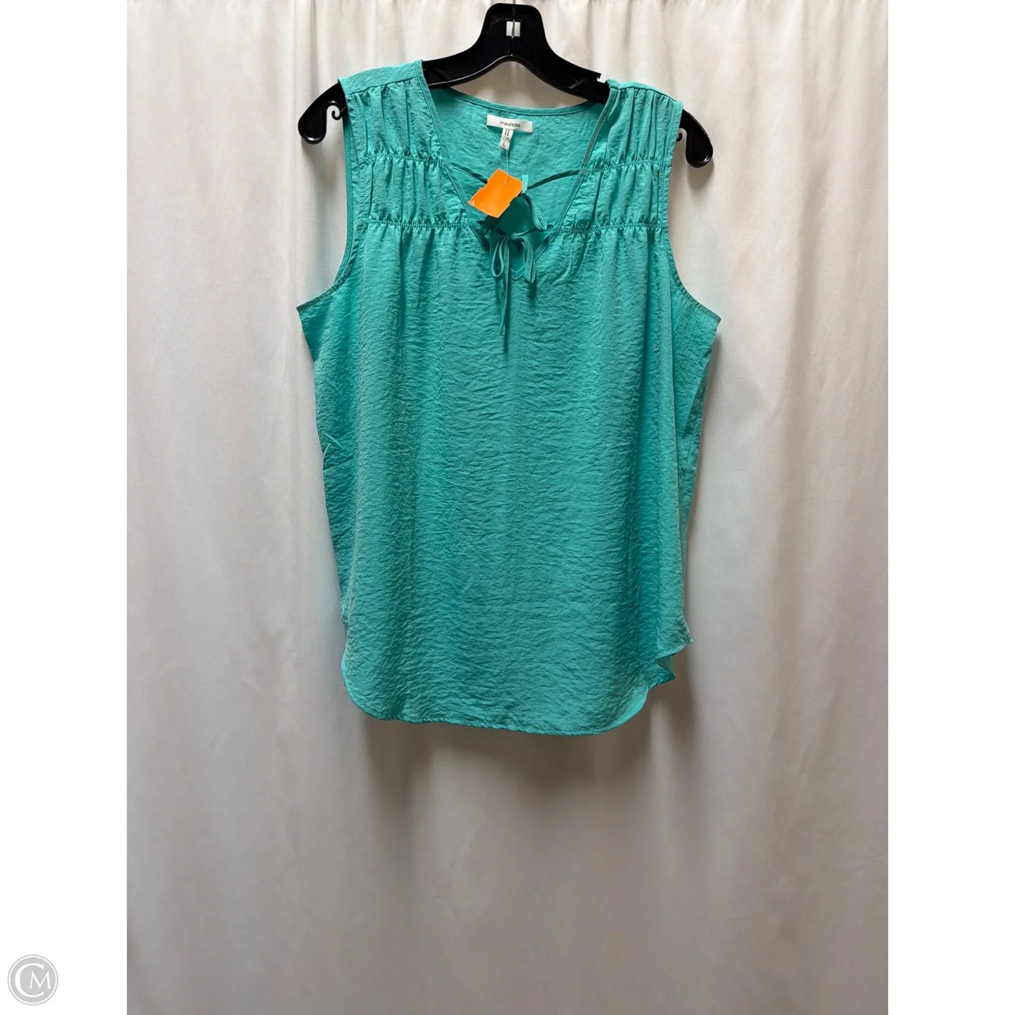 Top Sleeveless By Maurices In Green, Size: L