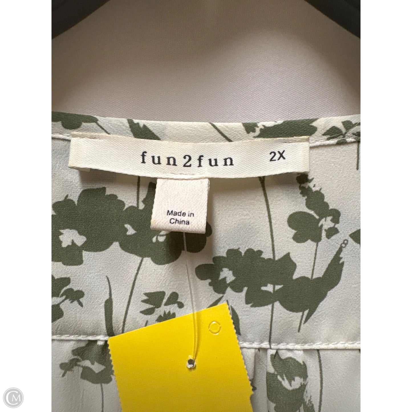 Top Long Sleeve By Clothes Mentor In Green, Size: 2x