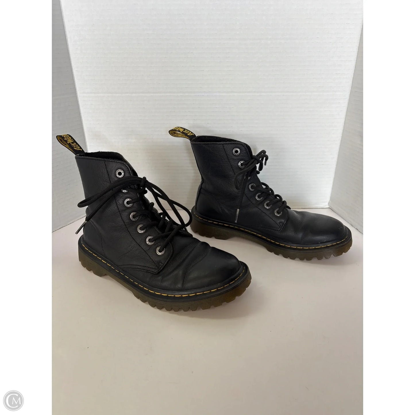 Boots Ankle Flats By Dr Martens In Black, Size: 7