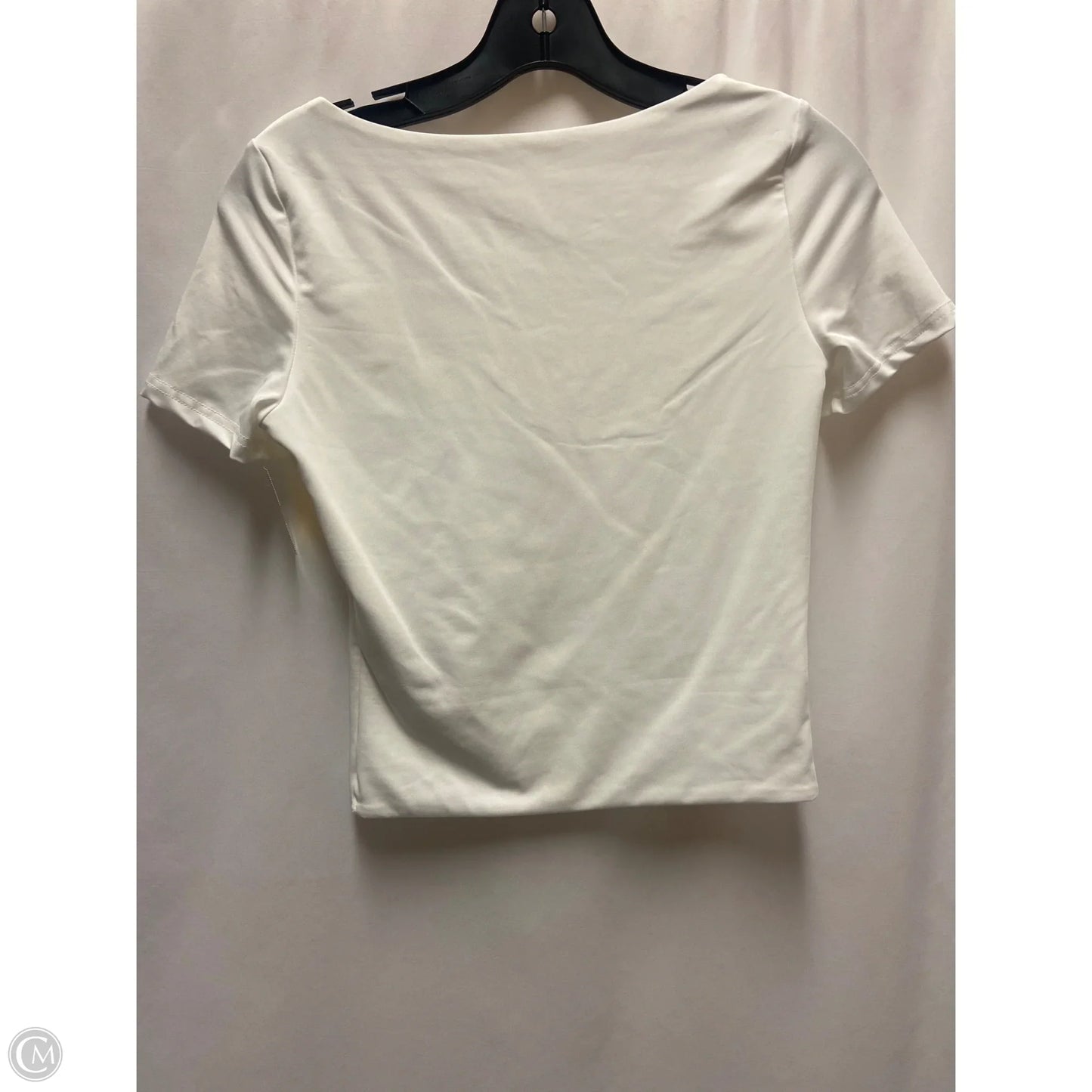 Top Short Sleeve By Clothes Mentor In White, Size: S