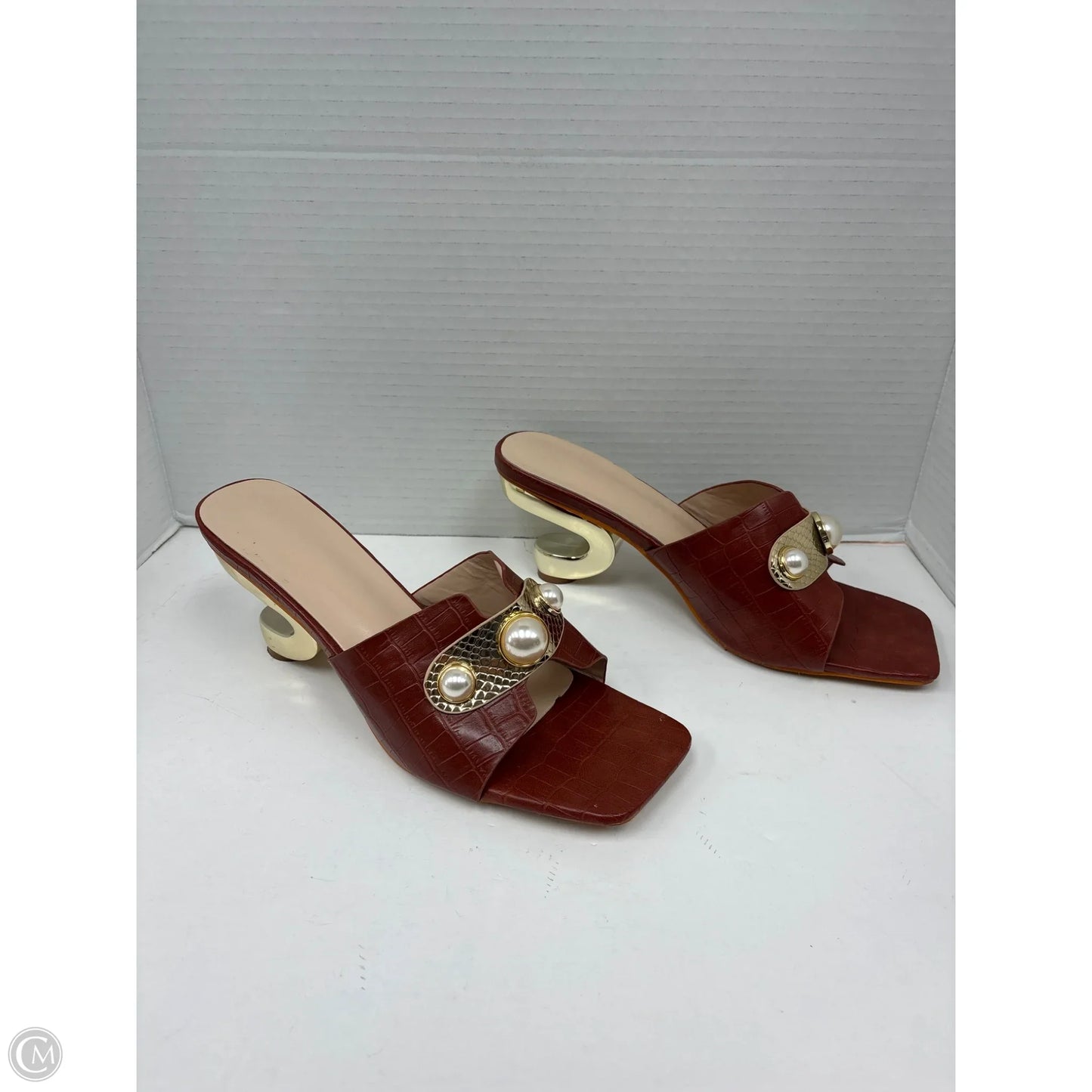 Shoes Heels Block By Clothes Mentor In Brown, Size: 9.5