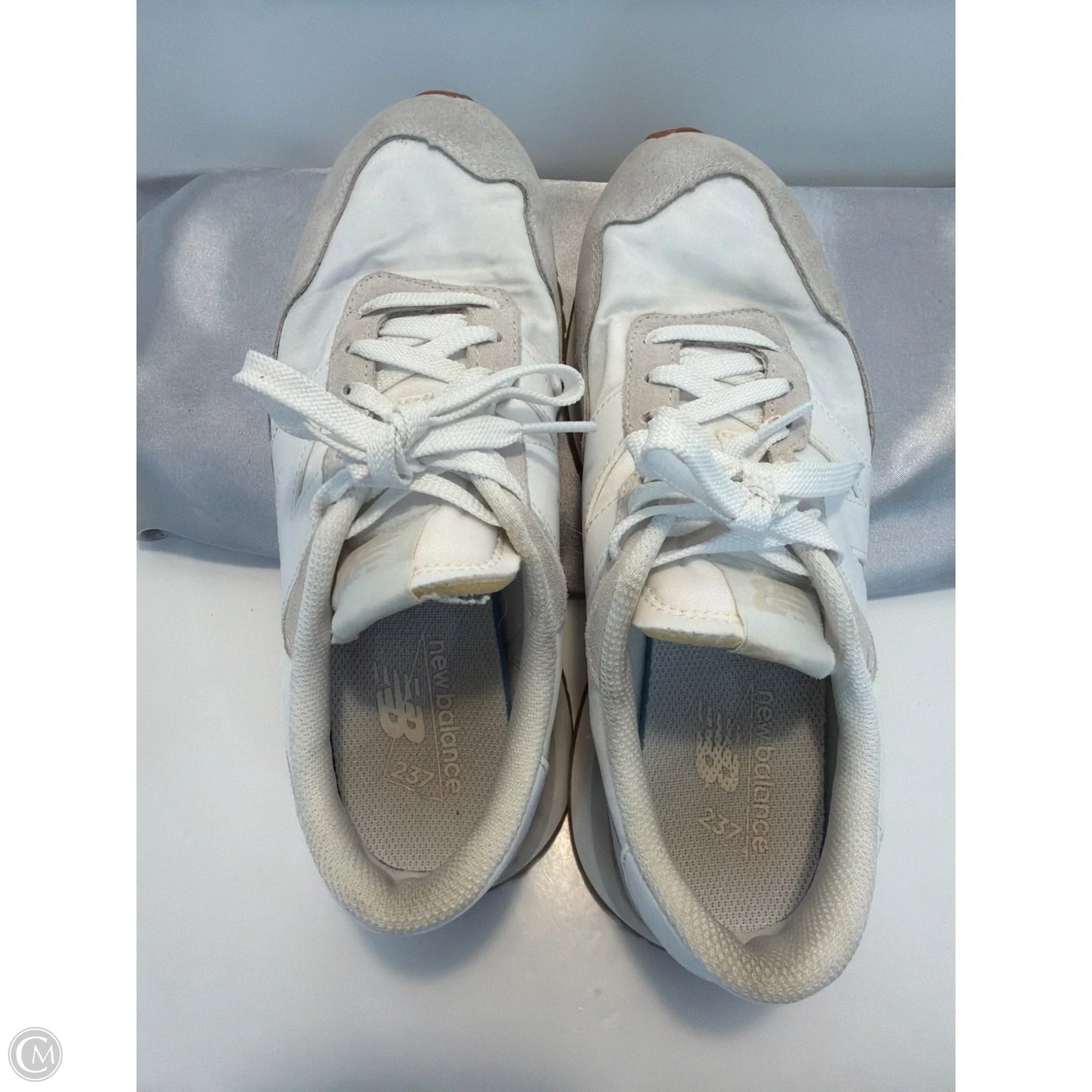 Shoes Athletic By New Balance In White, Size: 9