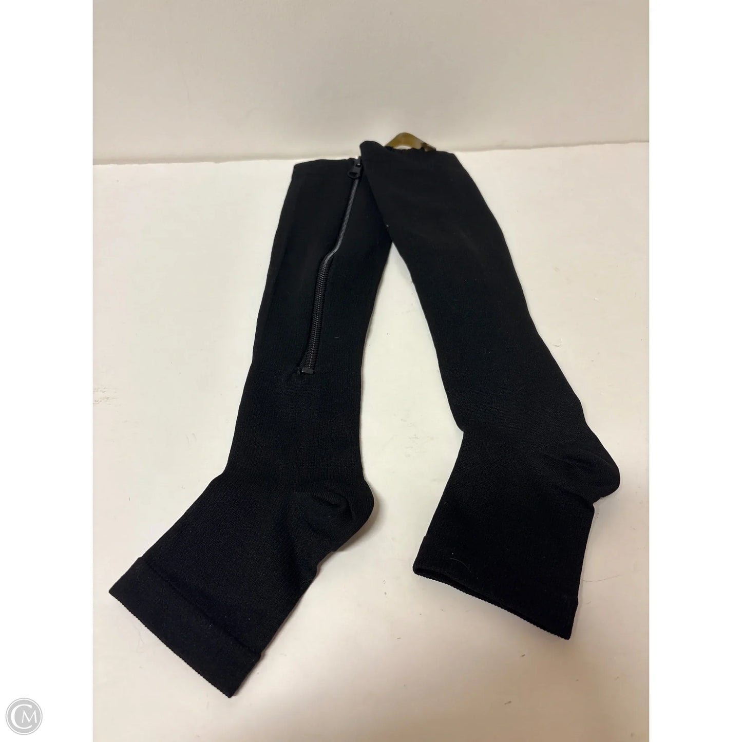 Socks By Clothes Mentor In Black, Size: 0