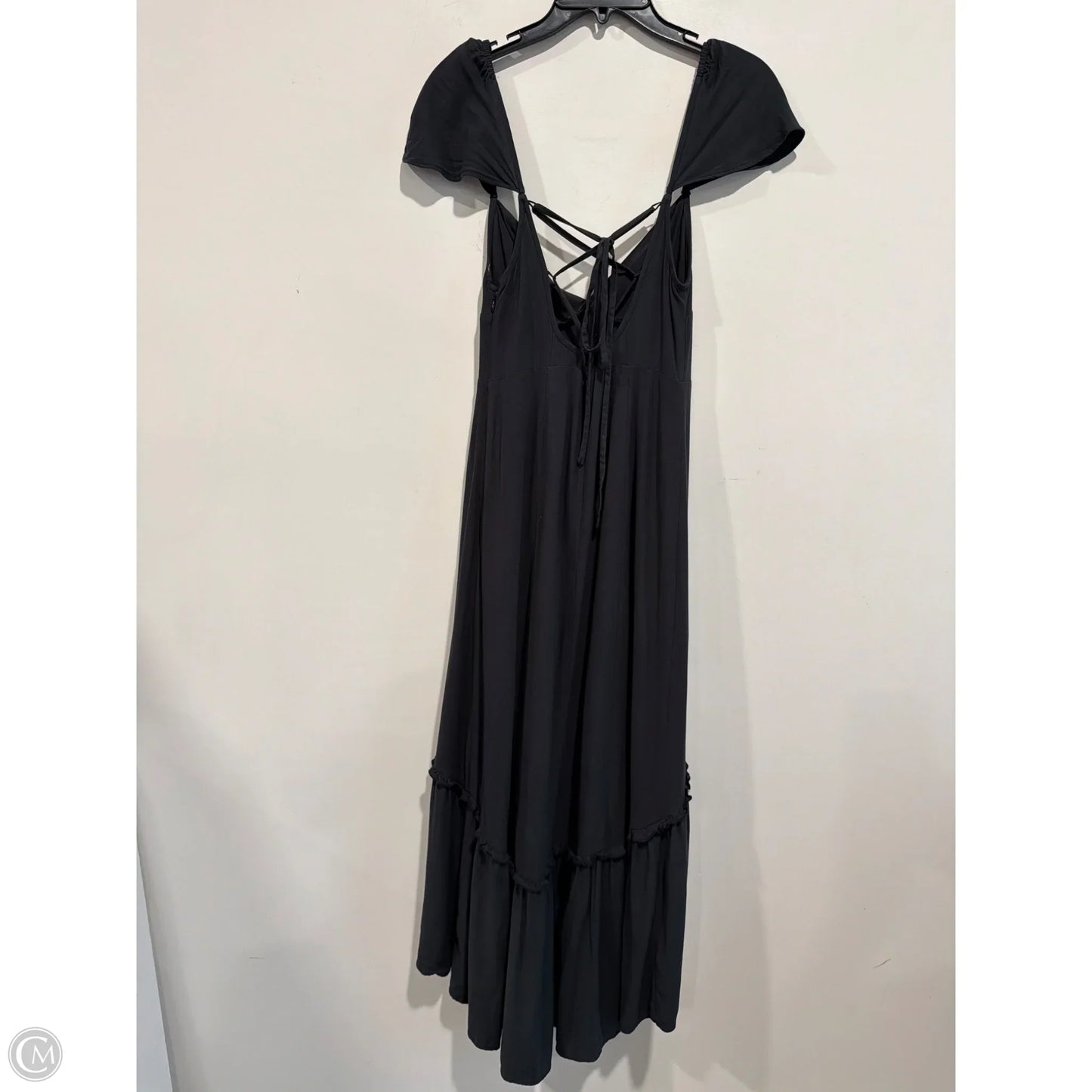 Dress Casual Maxi By Urban Outfitters In Grey, Size: S