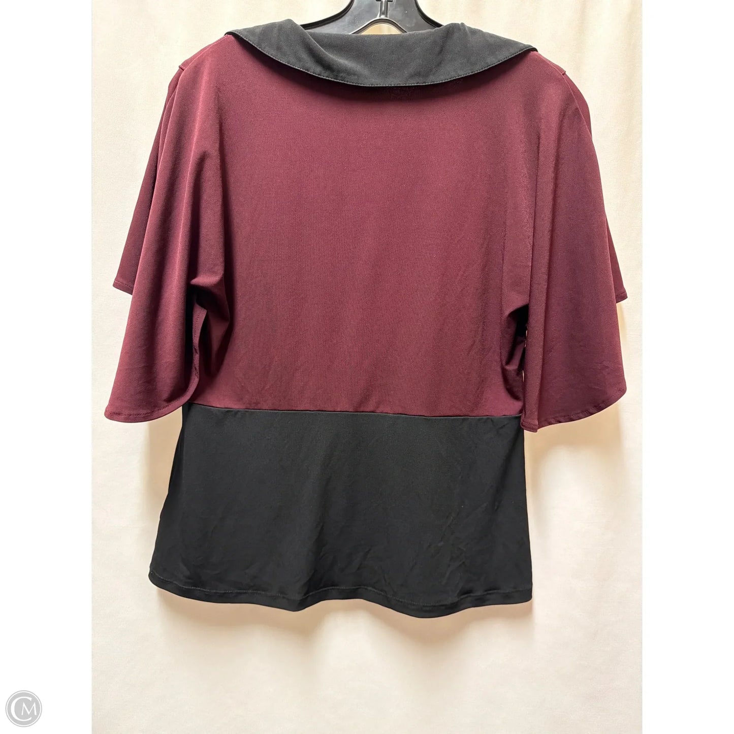 Top Short Sleeve By Worthington In Maroon, Size: M