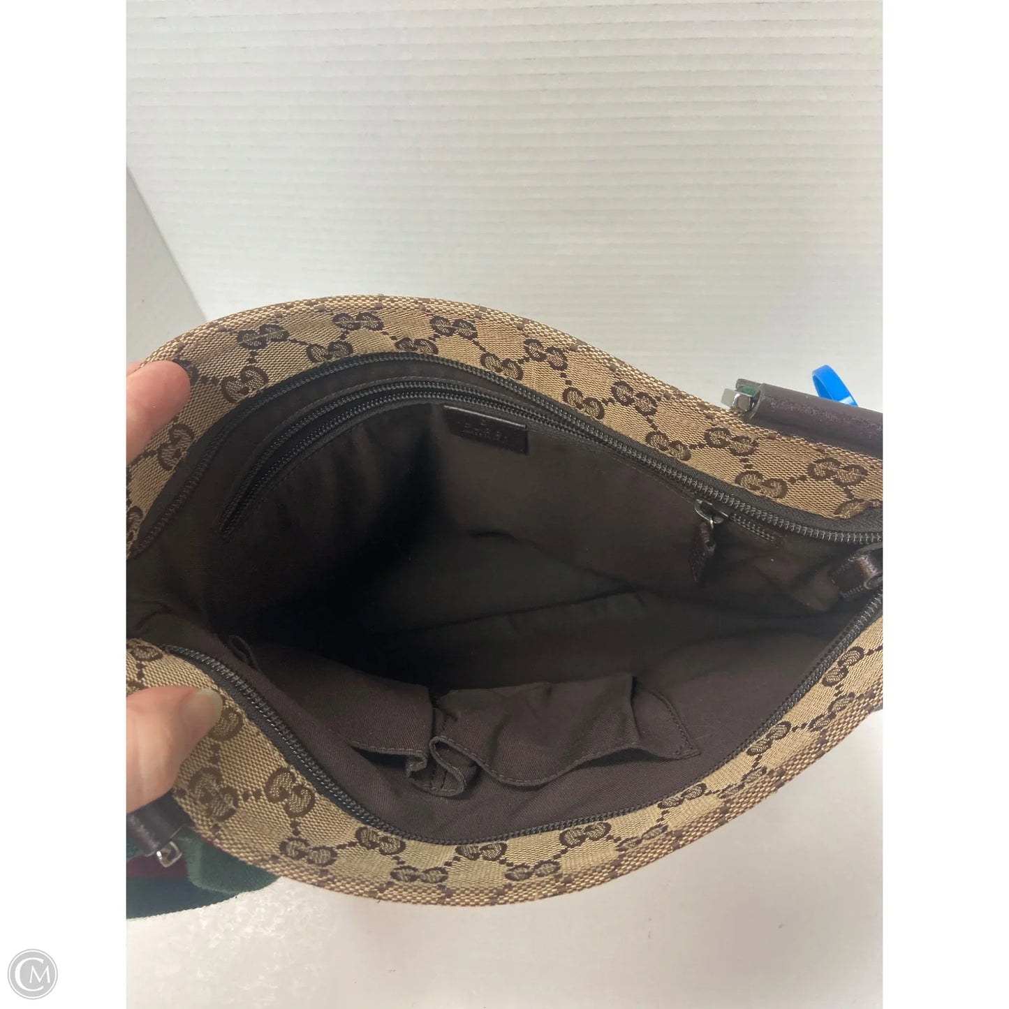 Handbag Luxury Designer By Gucci, Size: Medium