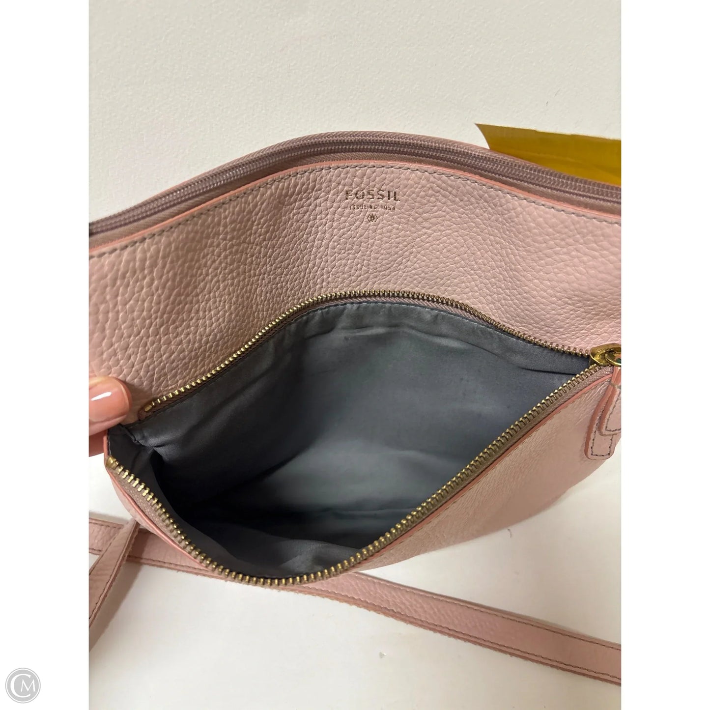 Handbag Leather By Fossil, Size: Medium