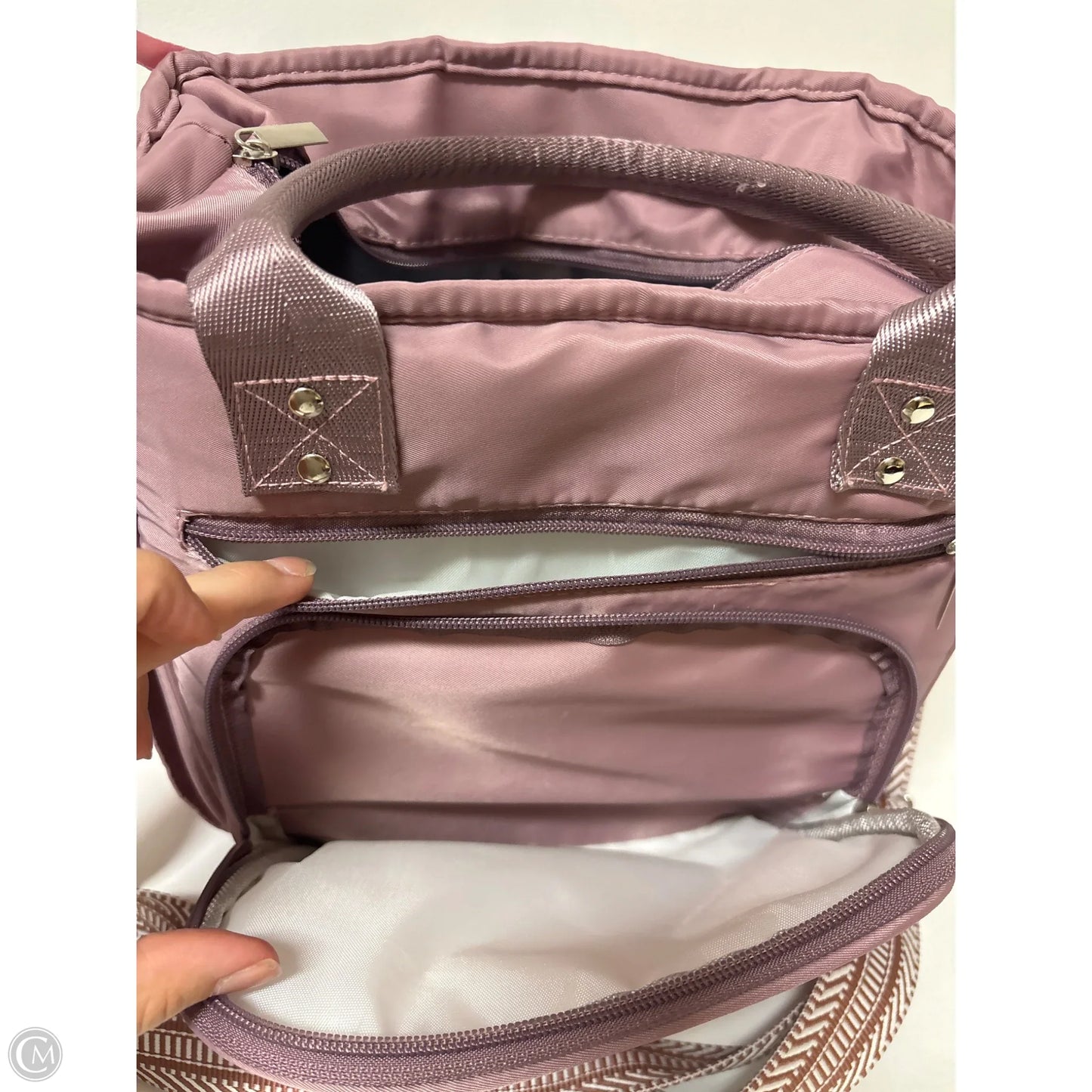 Crossbody By Clothes Mentor, Size: Medium