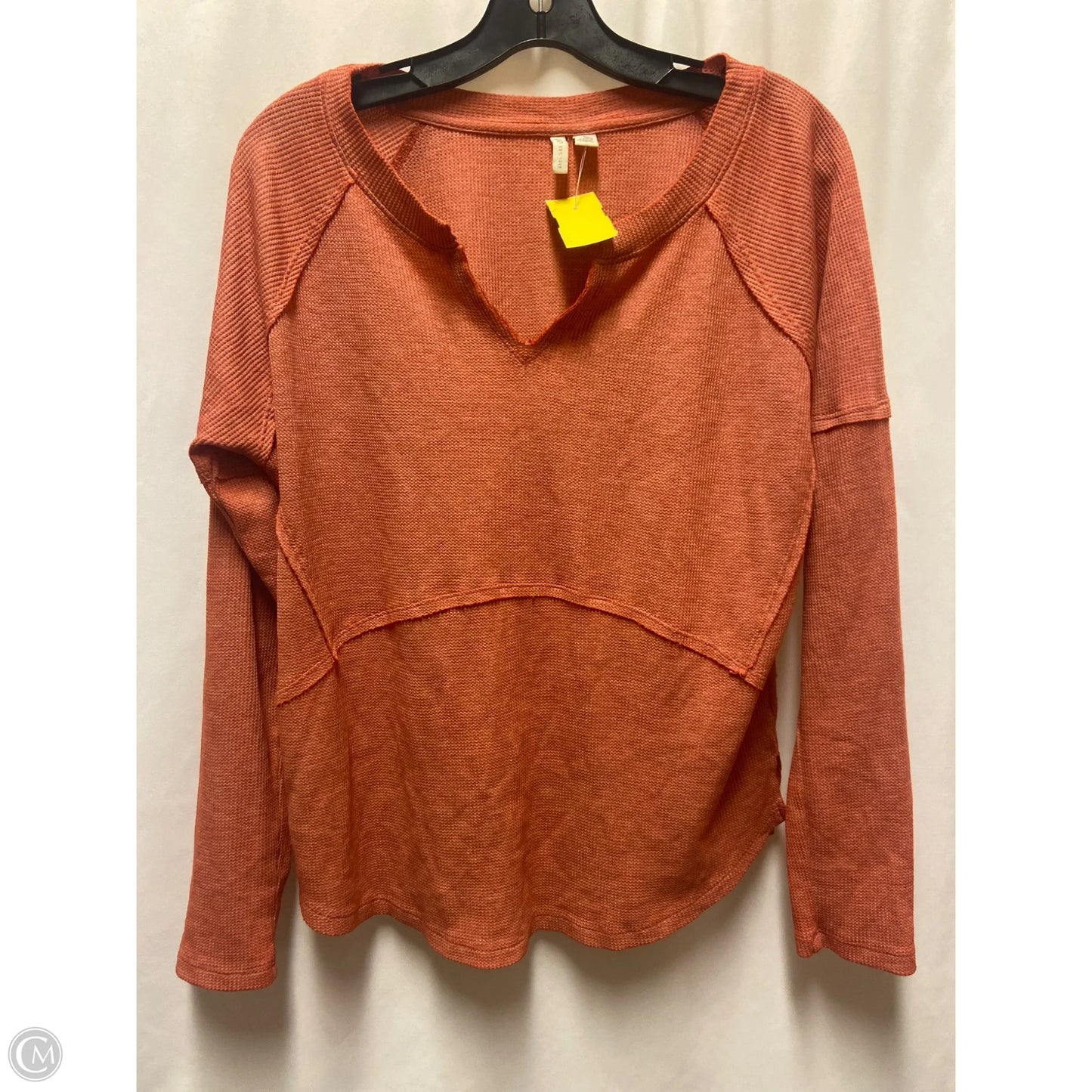 Top Long Sleeve By Cato In Coral, Size: M