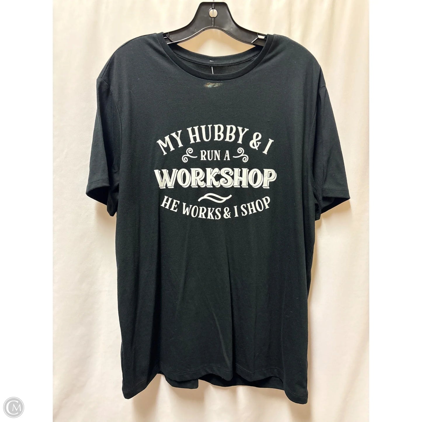 Top Short Sleeve By Clothes Mentor In Black, Size: L